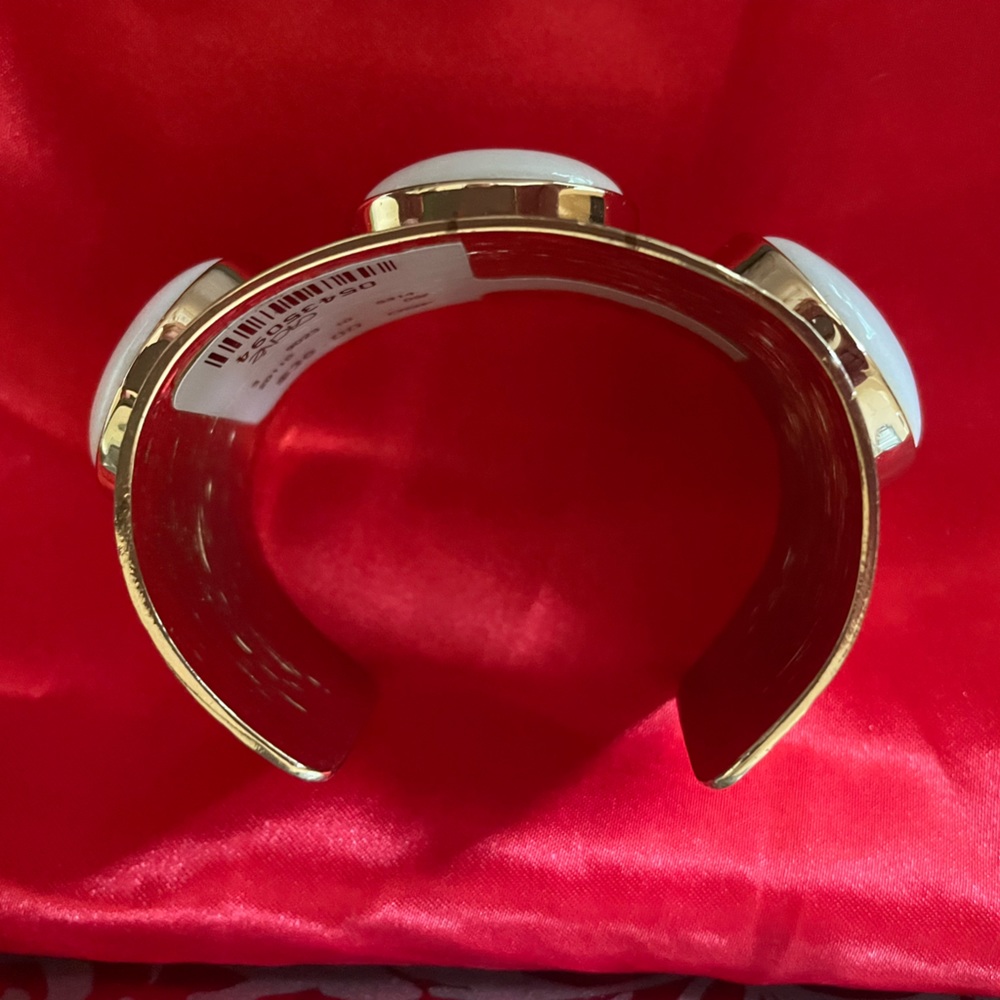 Cache cuff. - Picture 3 of 6